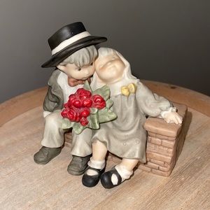 Kim Anderson Pretty As A Picture porcelain figurine.